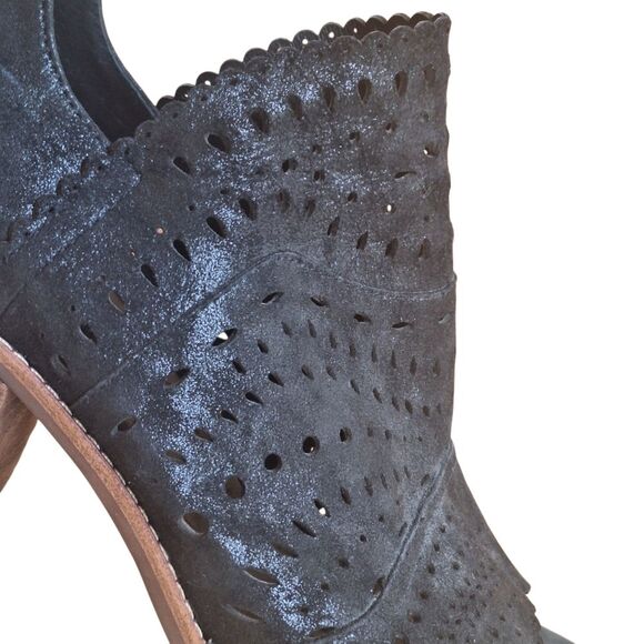 Sofft Millard Peep-Toe Bootie Black Leather Scalloped Laser Cut Zip COMFORT 10 - Picture 11 of 16